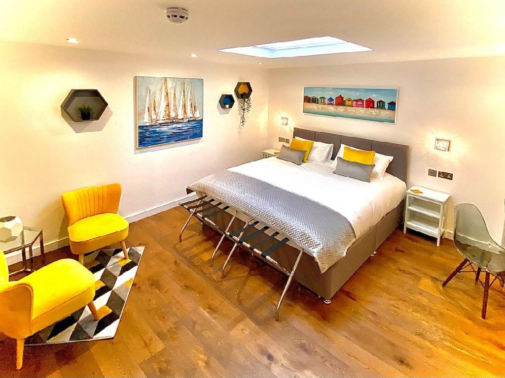 The Cherry Tree Hotel Kingston Blount Екстериор снимка