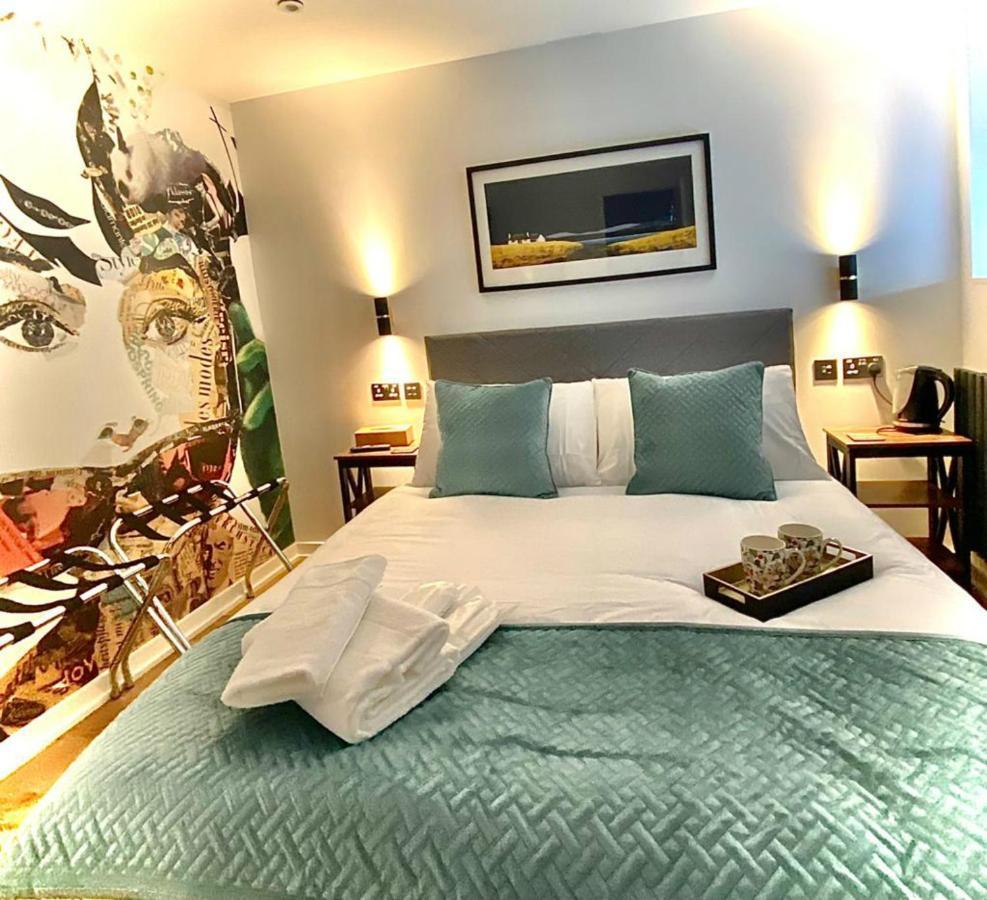 The Cherry Tree Hotel Kingston Blount Екстериор снимка