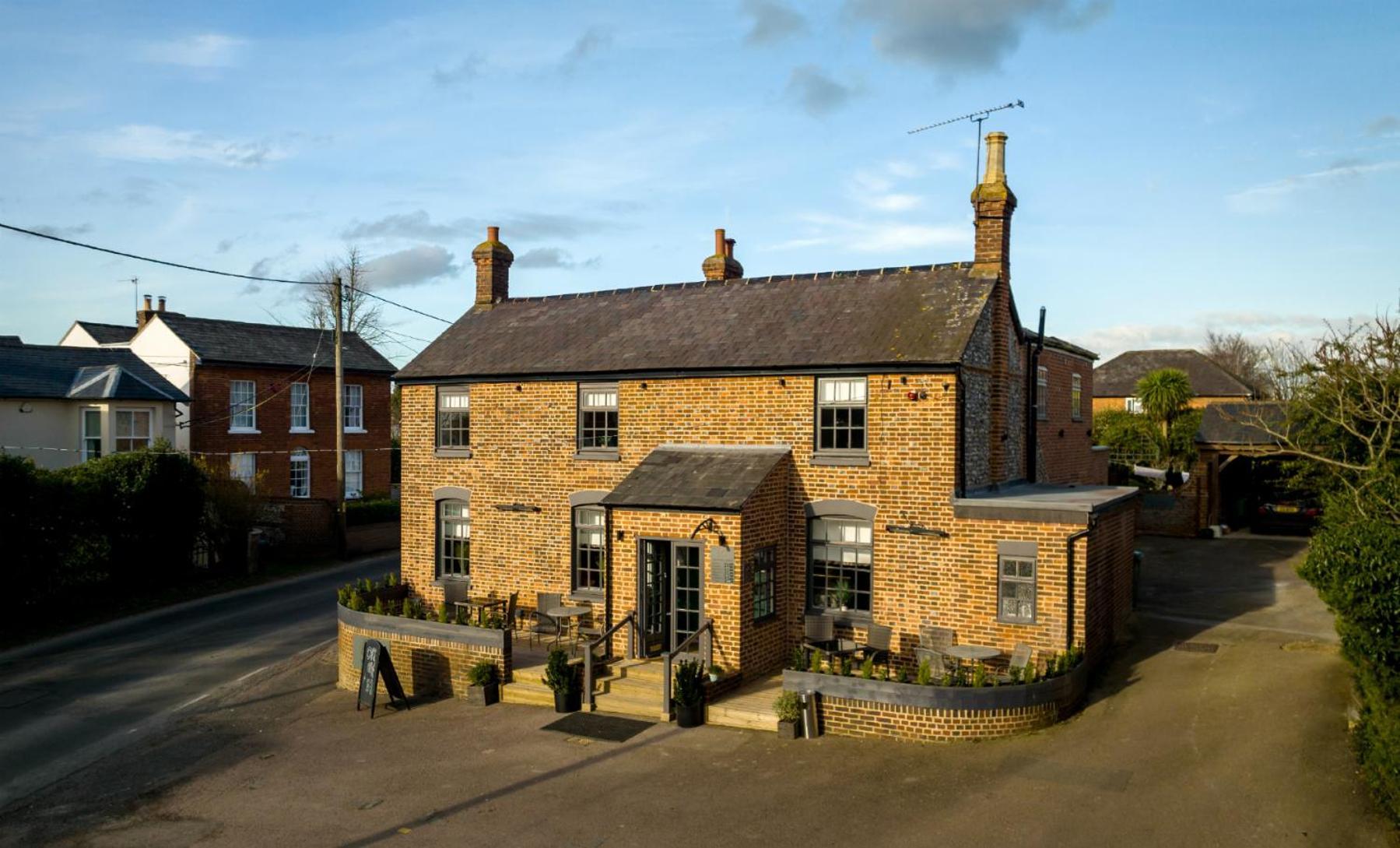 The Cherry Tree Hotel Kingston Blount Екстериор снимка