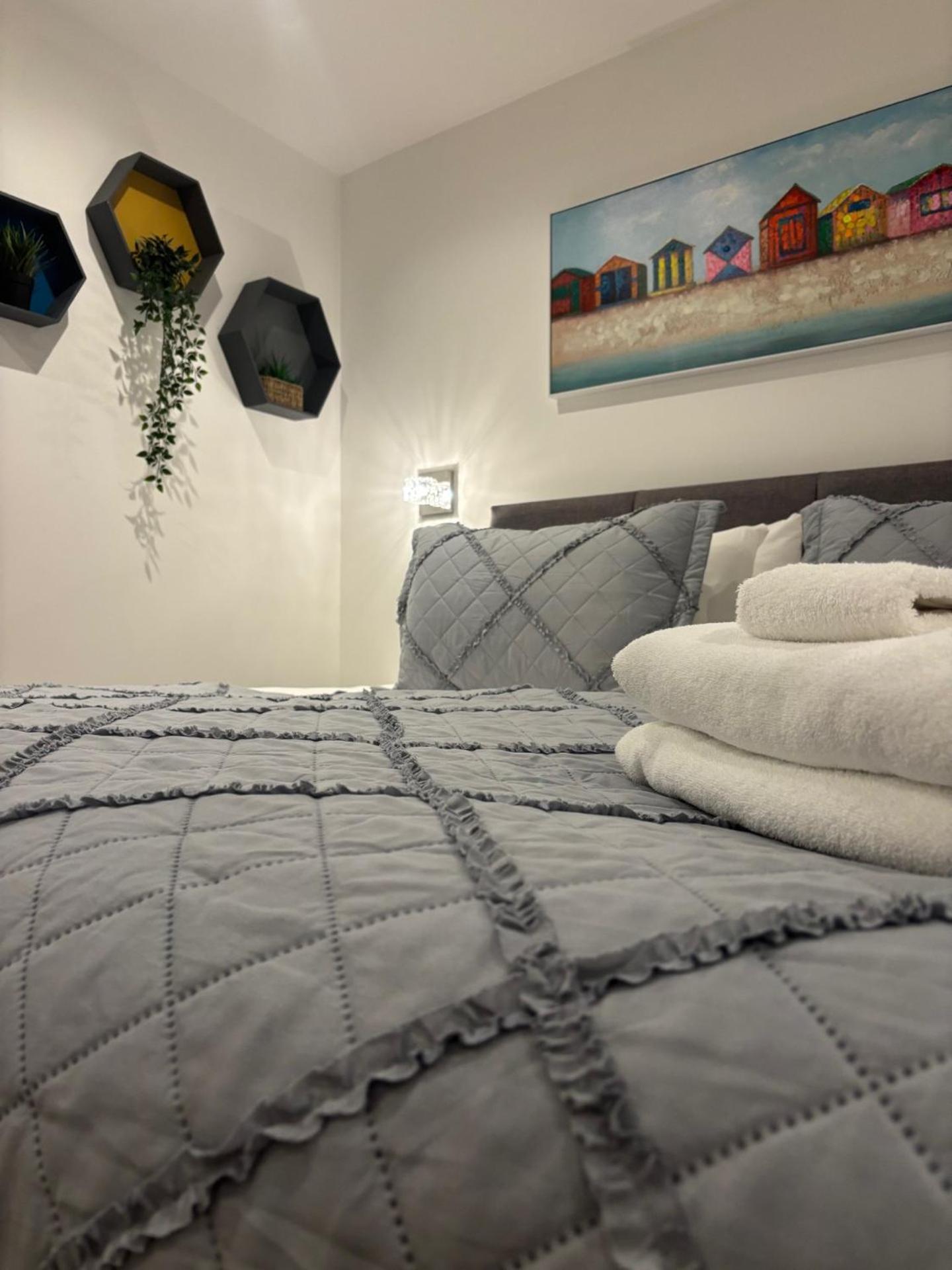 The Cherry Tree Hotel Kingston Blount Екстериор снимка
